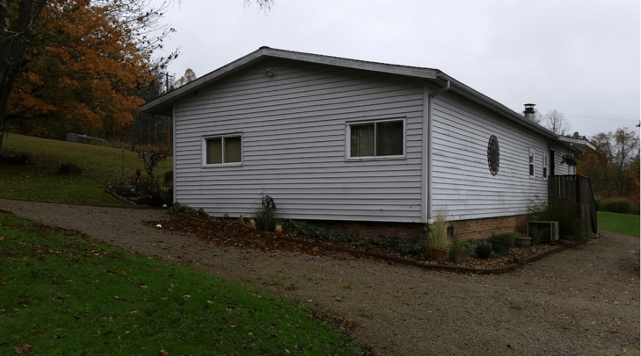 Log Cabin Siding Before and After 3