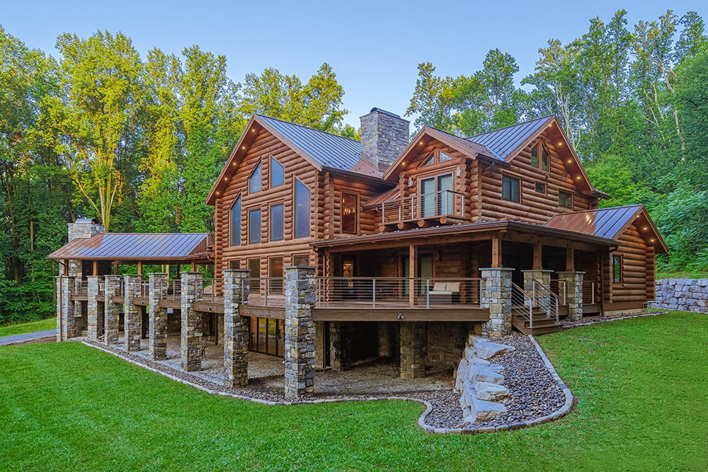 Estemerwalt Log Homes