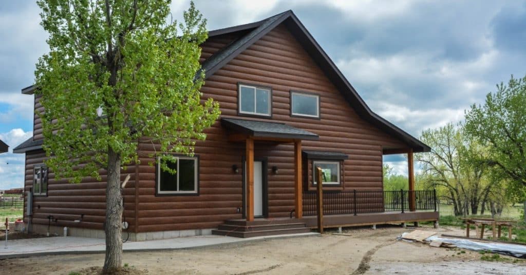 Steel Siding Delivers Heavy-Duty Protection from the Elements