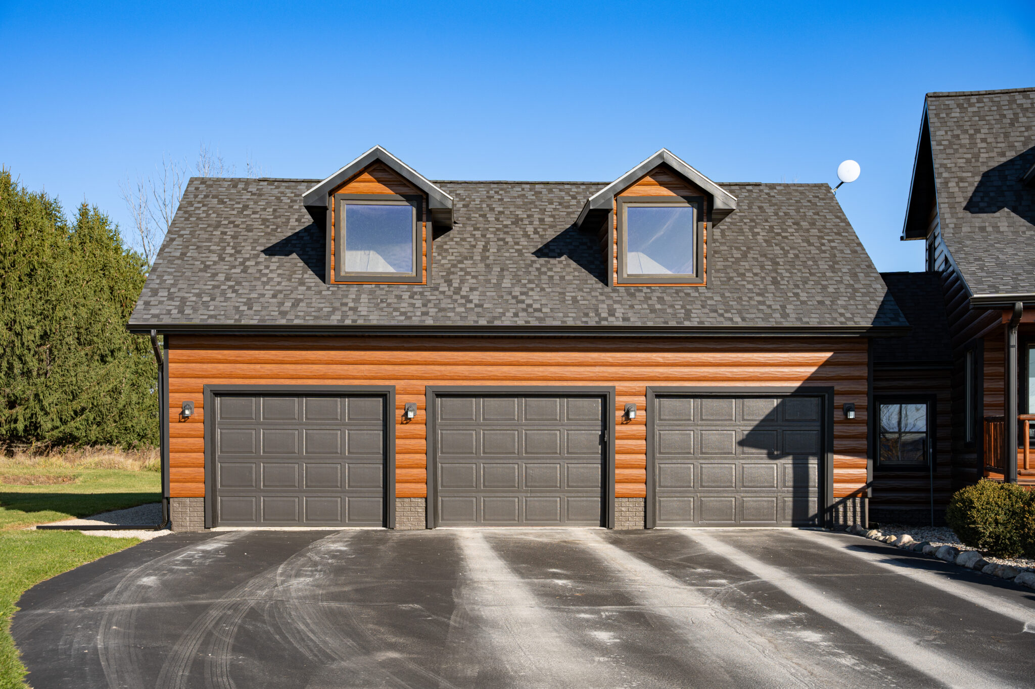 Western Cedar Steel Log Siding Project in Michigan