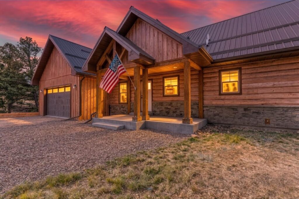 Log Siding Cost Guide: What You’ll Pay by Material (and Why)